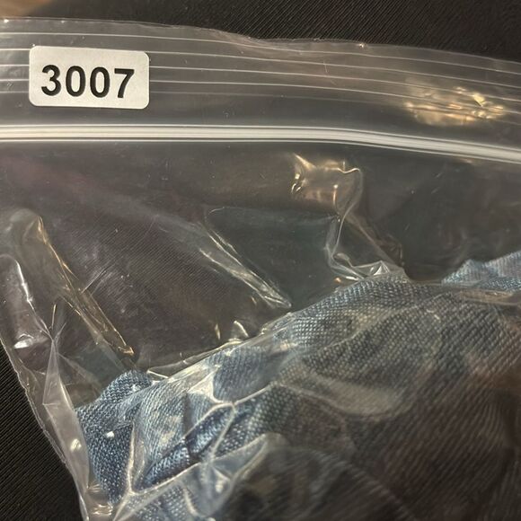 Quacker Factory Denim Beaded Lady Bug long Sleeve Button down Blouse S - Picture 10 of 10